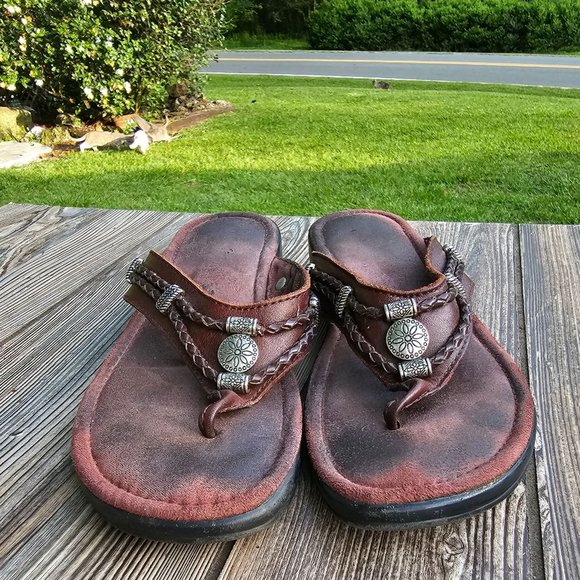 Minnetonka Shoes - Minnetonka Silverthorn Brown Leather Thong Flip Flops Women's Sz 8 Sandals 7253